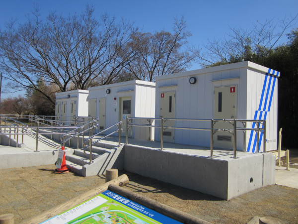 国営木曽三川公園　河川環境楽園東口駐車場